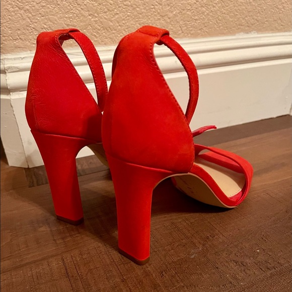 Gianni Bini Heels - Picture 2 of 5